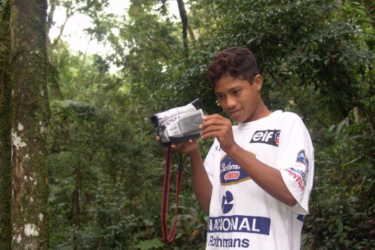 Gravação do filme ¨A Coruja¨ dentro do curso de formação de audiovisual em Tenonde Porã